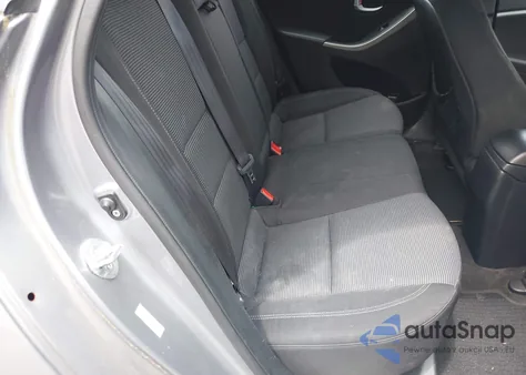 2013 Hyundai Elantra Gt from USA, damaged, VIN KMHD35LE2DU051099